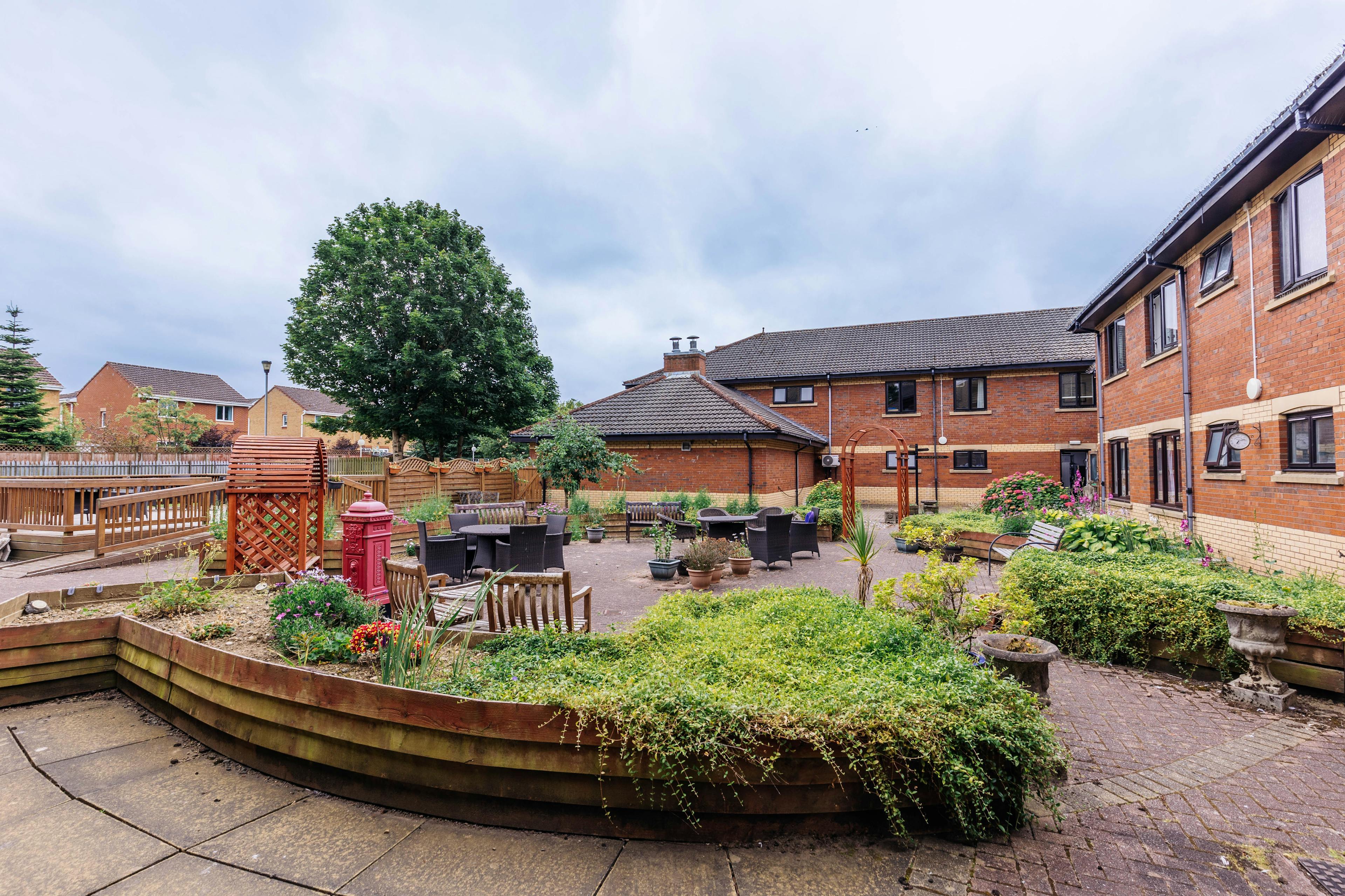 Barchester Healthcare - Four Hills care home 17