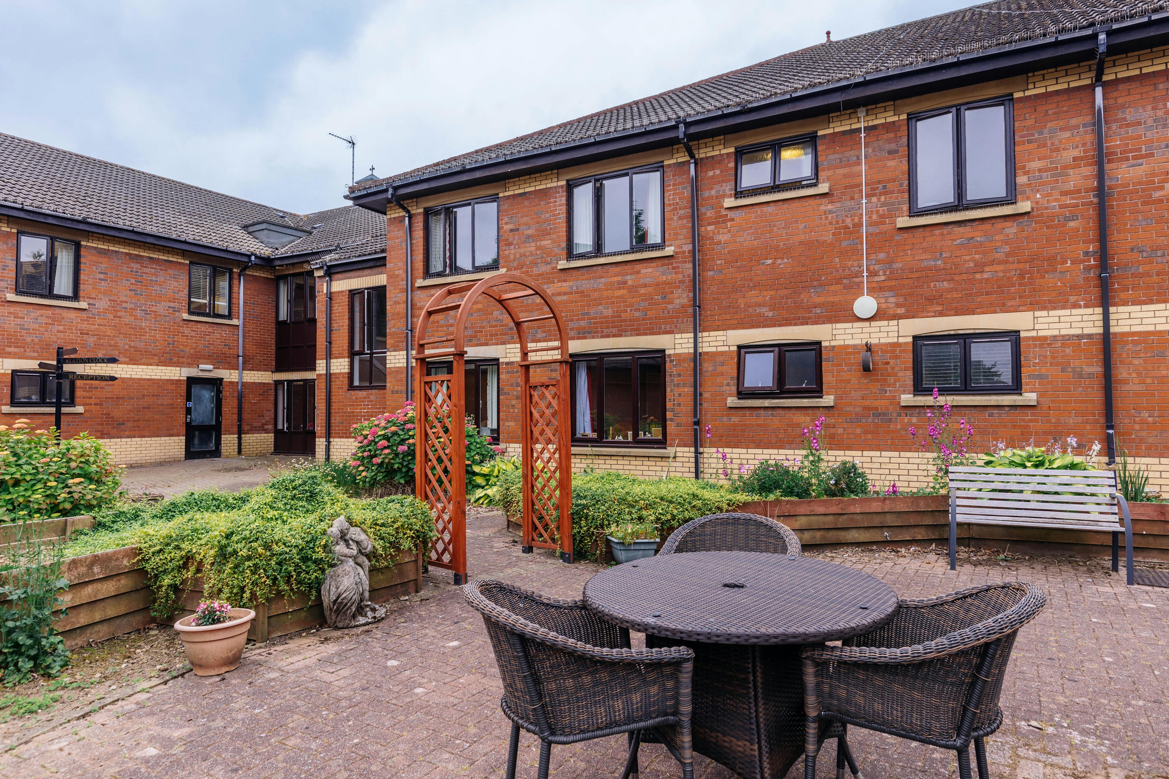 Barchester Healthcare - Four Hills care home 19