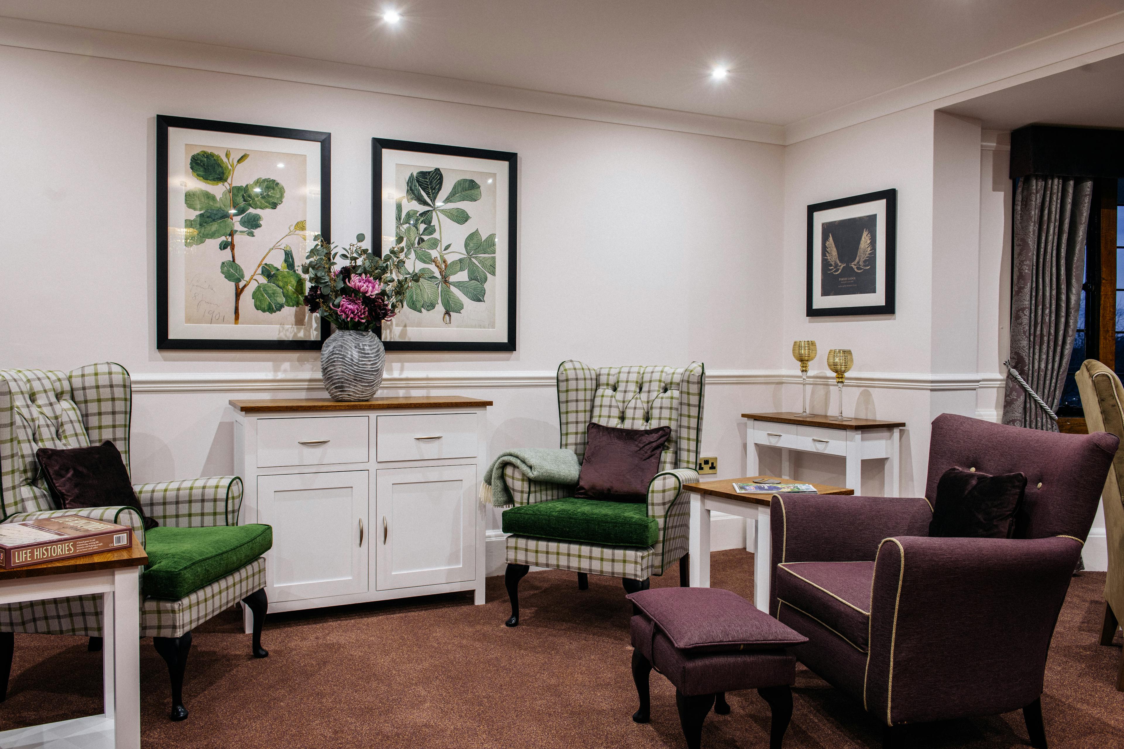 Communal Area at Reigate Beaumont Care Home in Reigate, Surrey