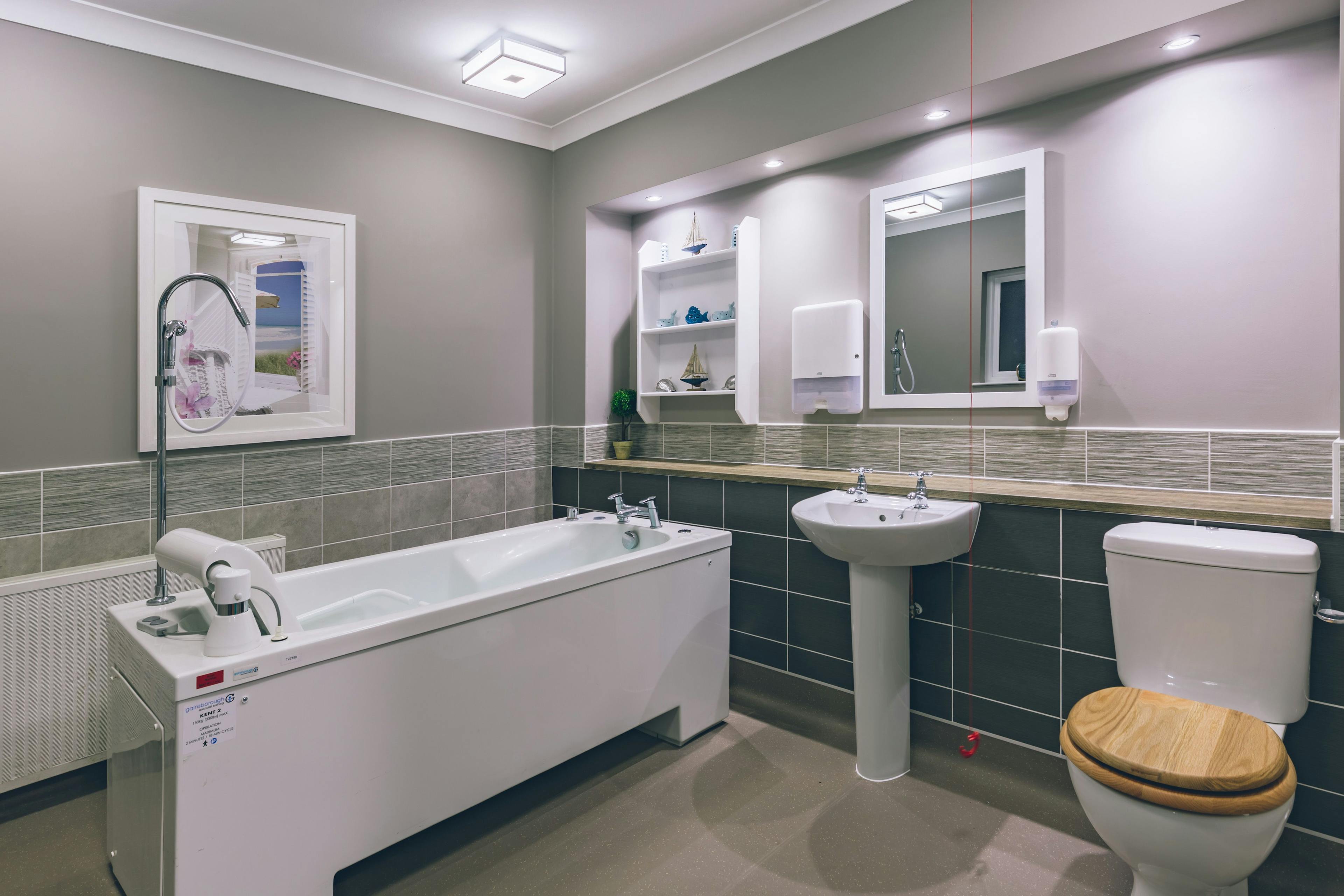 Bathroom of Vecta House Care Home in Newport, Isle of Wight