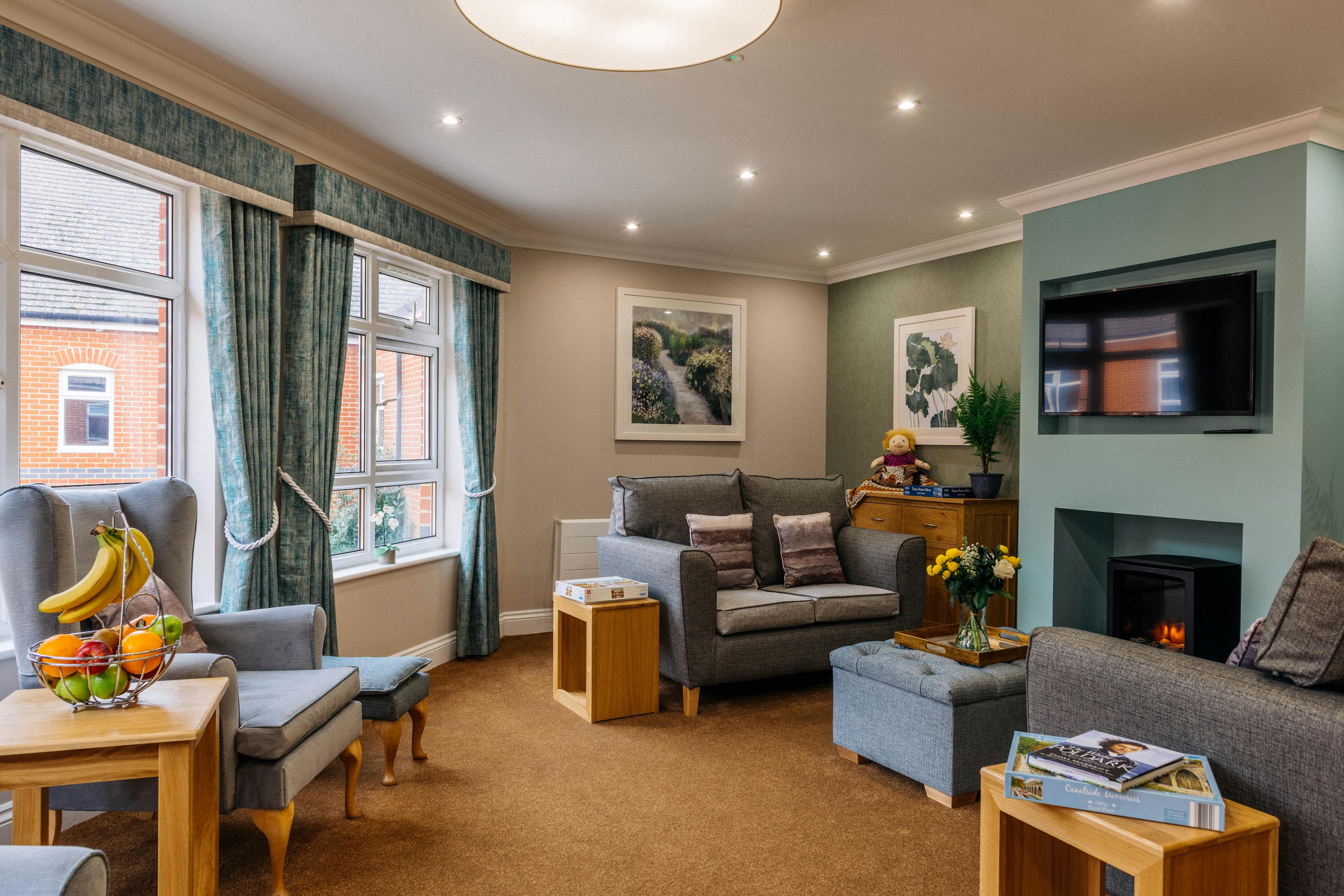Barchester Healthcare - Winchester House care home 5