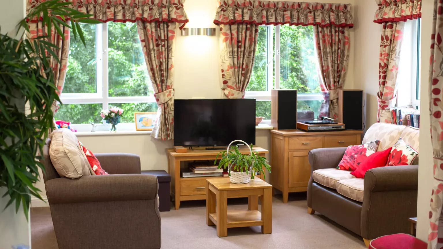 Lounge of Belmont View care home in Hoddesdon, Hertfordshire