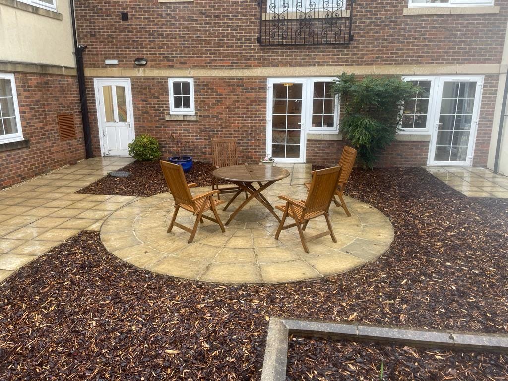 Independent Care Home - Oakdene care home 10