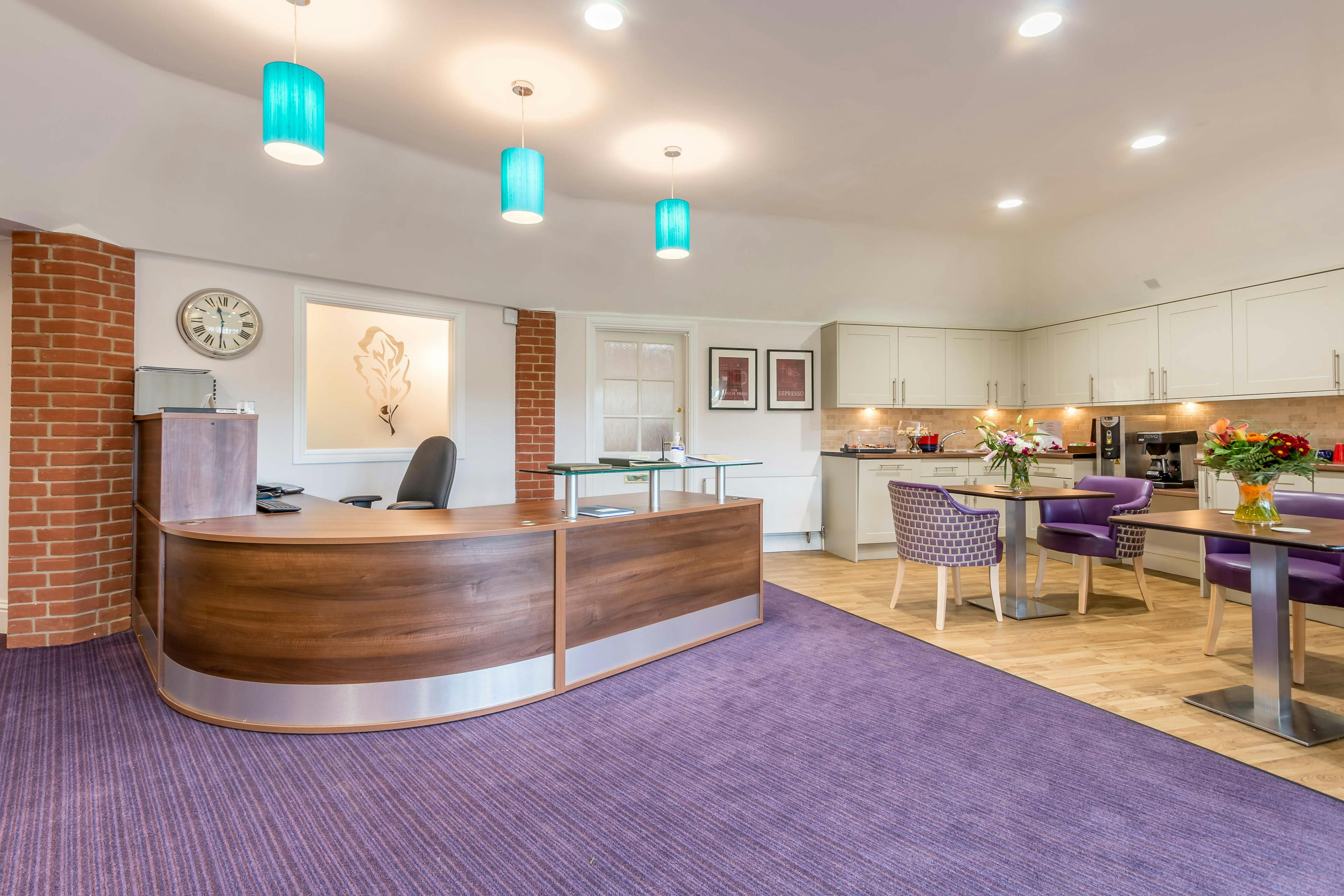 Barchester Healthcare - Chalfont Lodge care home 6