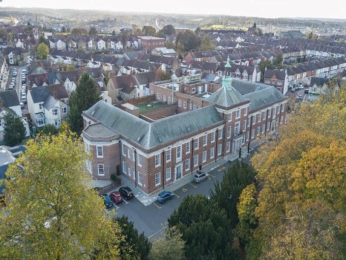 Charing Healthcare - Charing House care home - 011