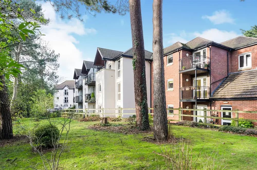 Cherrett Court retirement home exterior and garden