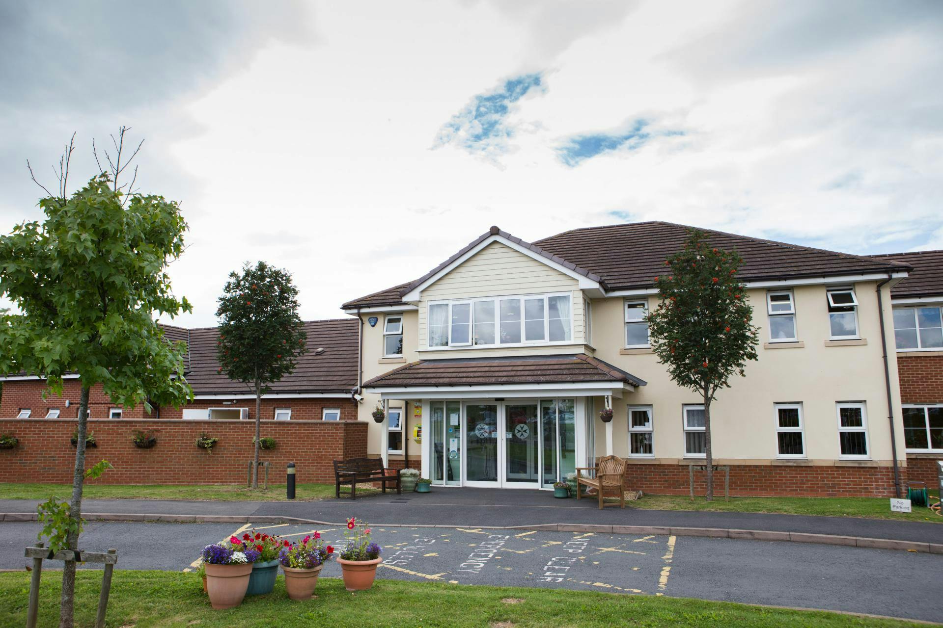 Exterior of Chesnut Court Care Home in Gloucester, Gloucestershire 