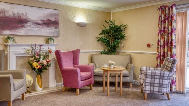 Maria Mallaband Care Group - Chestnut Court care home 7
