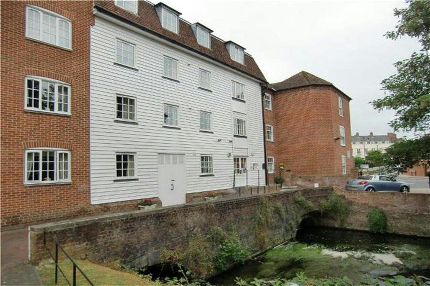 Exterior of Dean Mills Court Retirement Development in Canterbury, Kent 