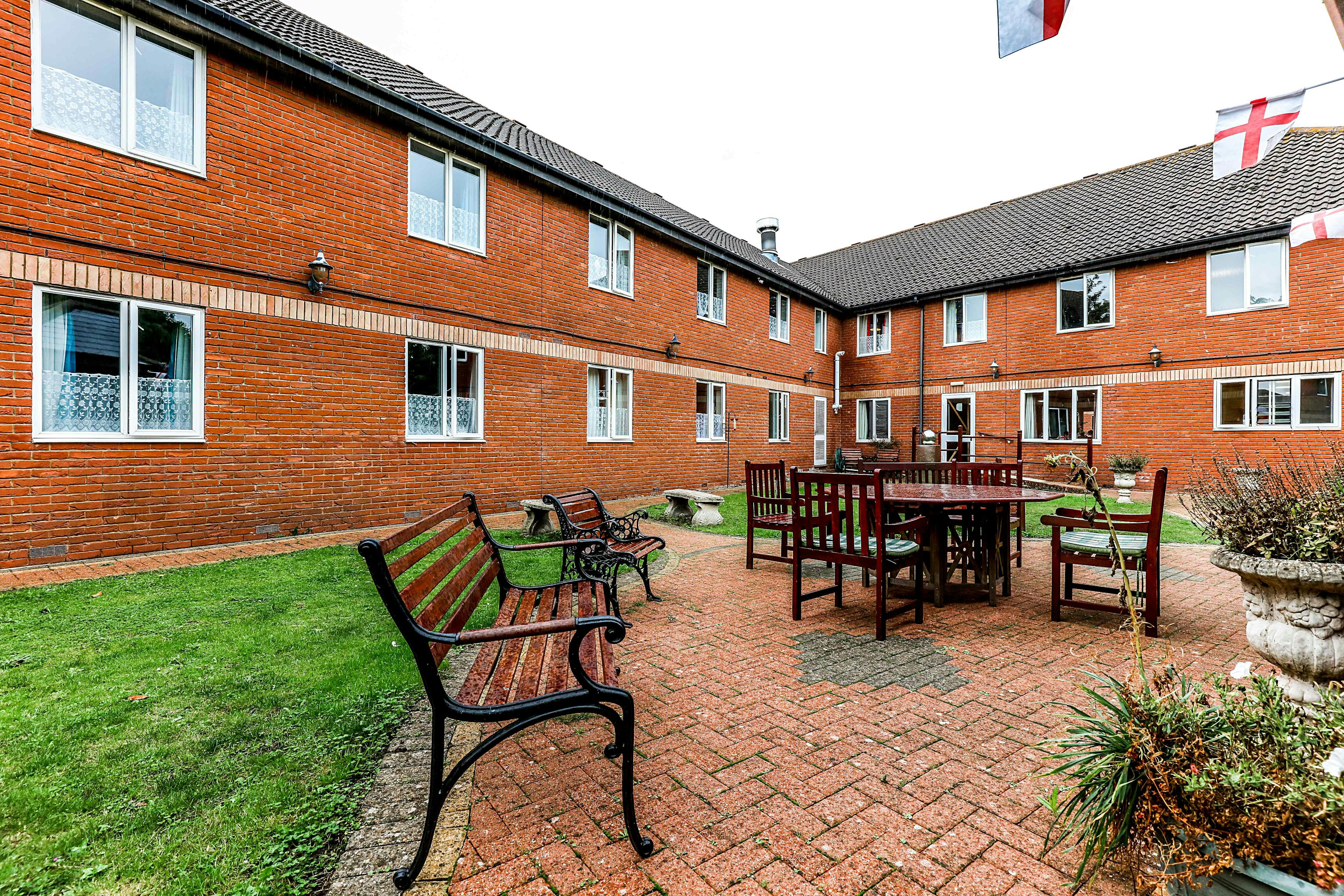 Minster Care Group - Grenville Court care home 9