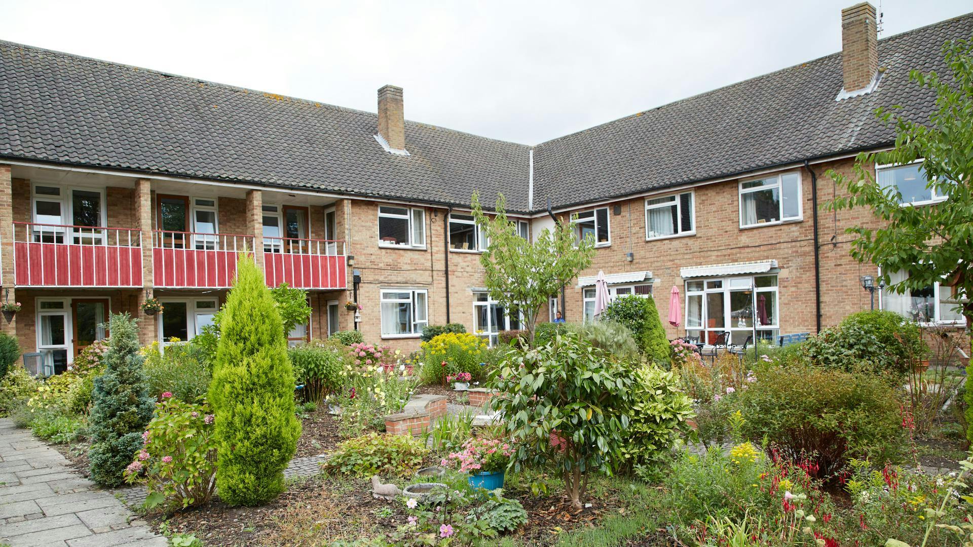 Garden at Hartsholme House Care Home in Lincoln, Lincolnshire 