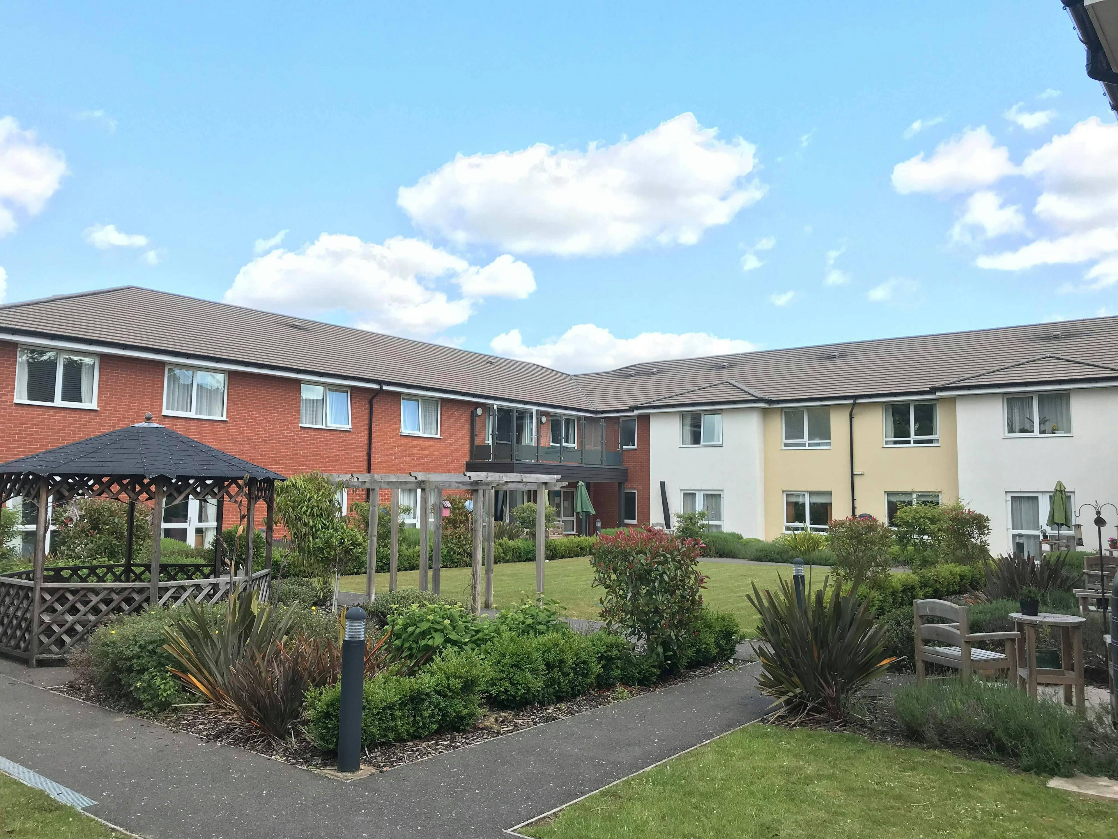 Care UK - Hartismere Place care home 14