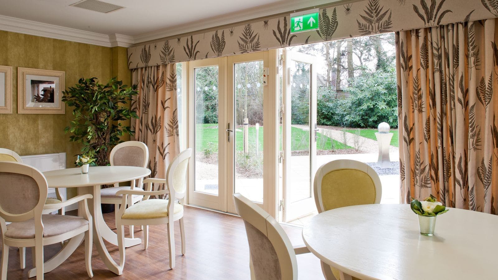 Dining Room at Homefield Grange Care Home in Christchurch, Dorset