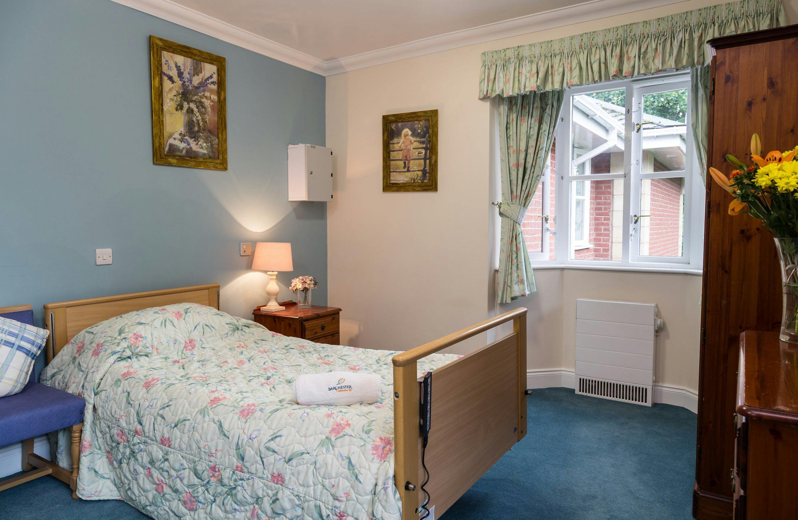 Barchester Healthcare - Hollyfields care home 2