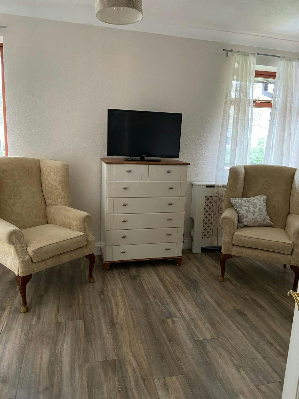 Communal Lounge at Nightingales Care Home in Maidenhead