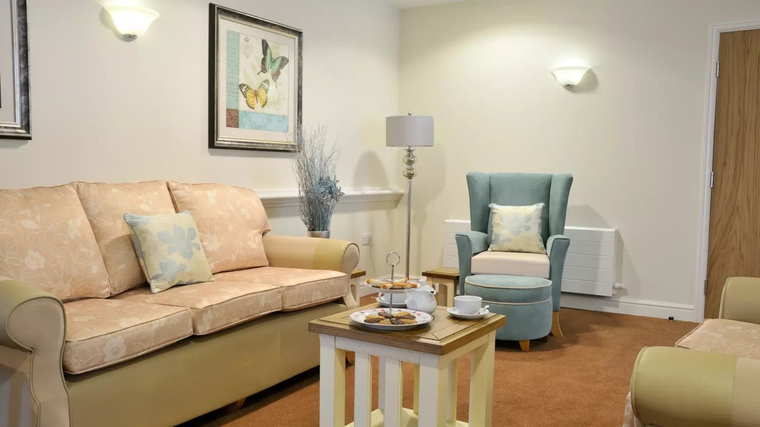 Lounge of Jubilee Court care home in Stevenage, Hertfordshire