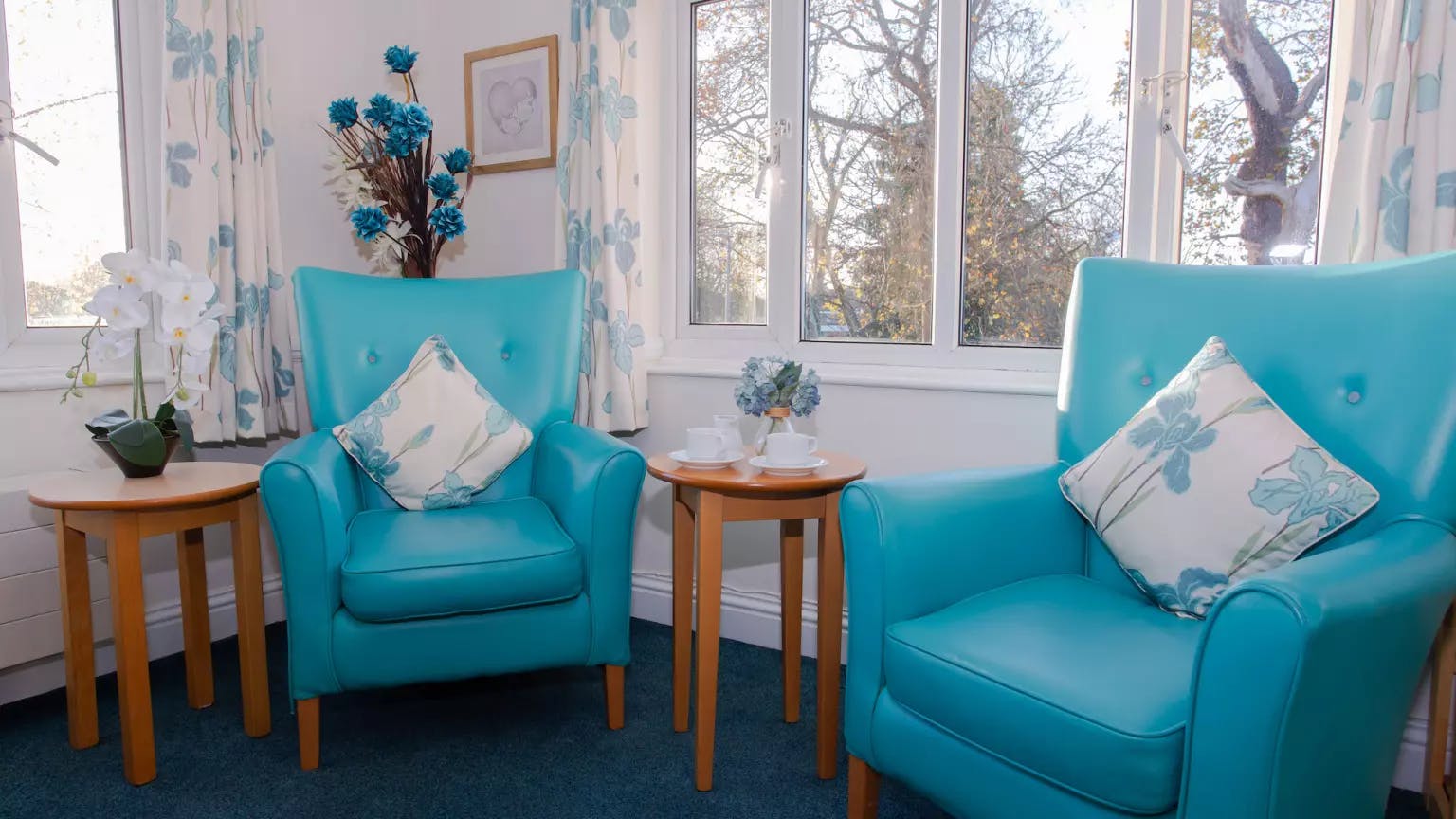 Lounge of Mayfair Lodge care home in Watkins Rise, Hertfordshire