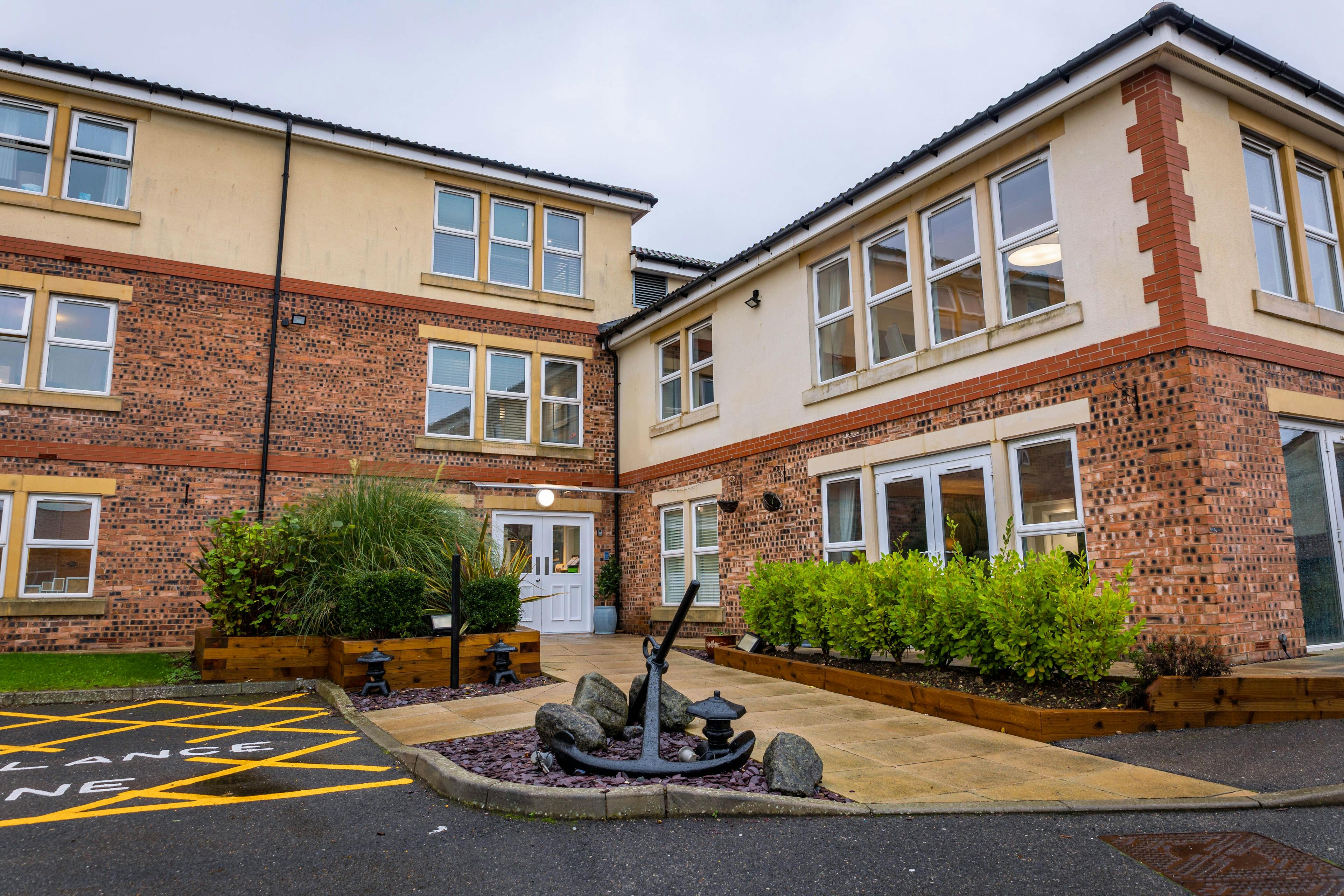 Exterior of Scarborough Hall Care Home in Scarborough, North Yorkshire