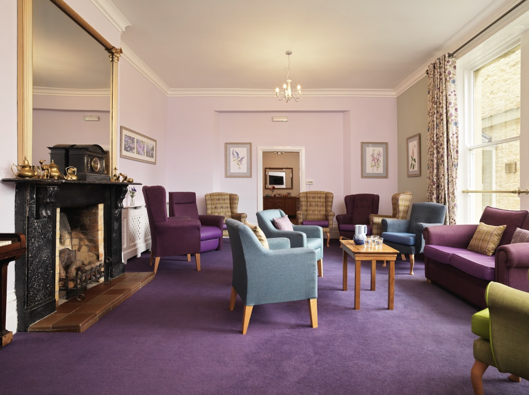 Lounge of Newland House Care Home in Witney, West Oxfordshire