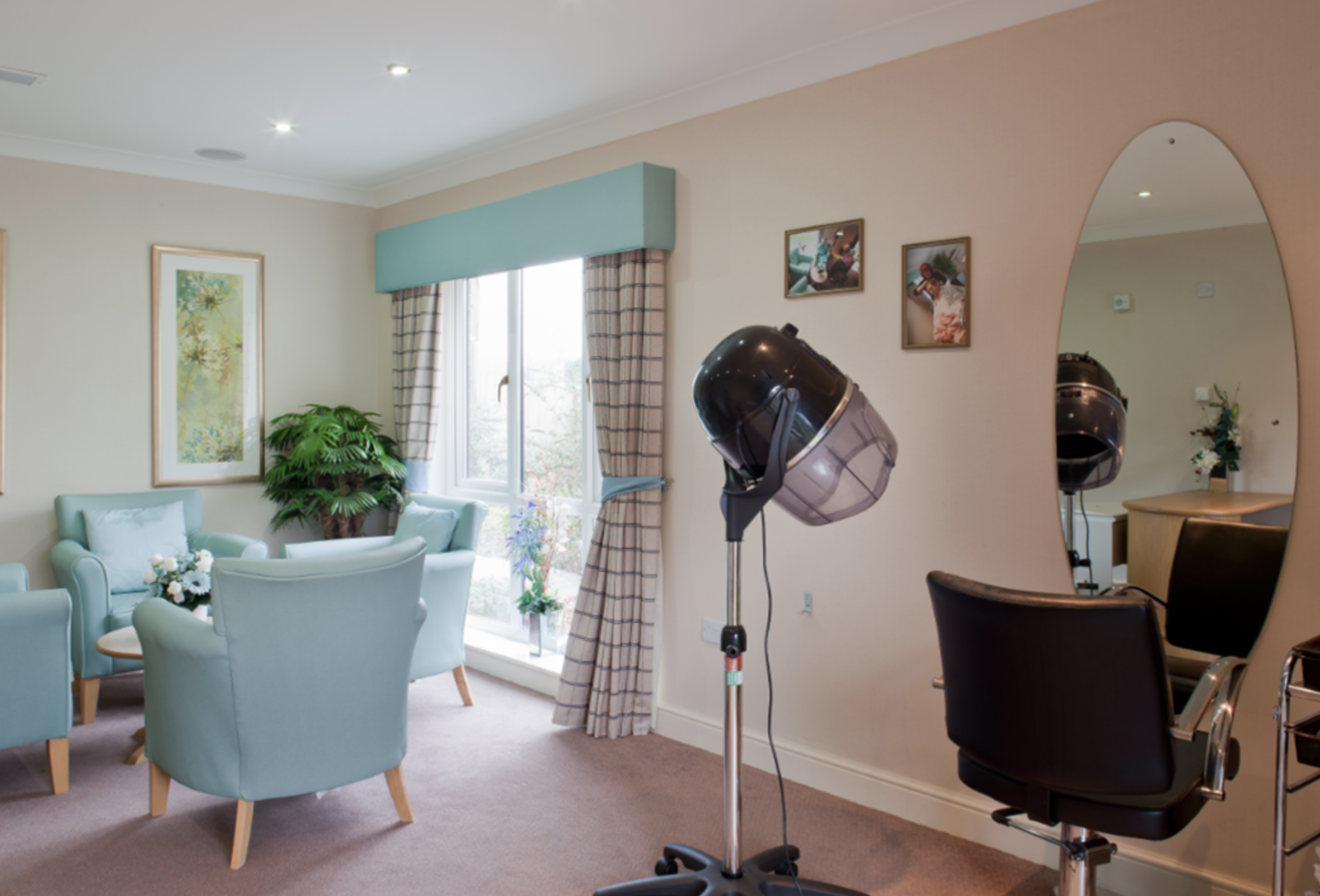 Salon of Berkeley House care home in Hull, East Yorkshire