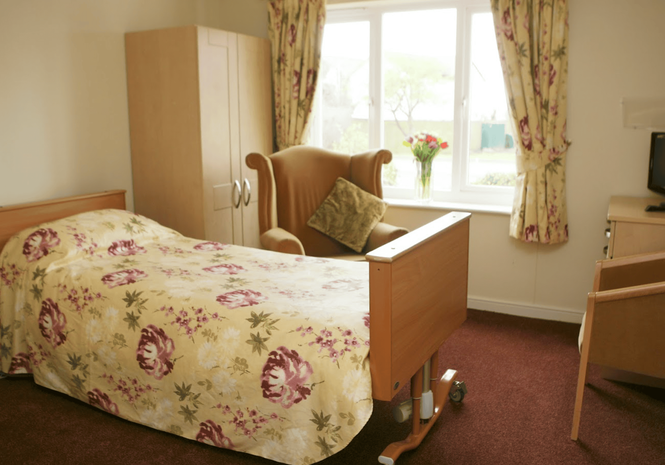 Bedroom of Heathbrook House in Bromsgrove, Worcestershire