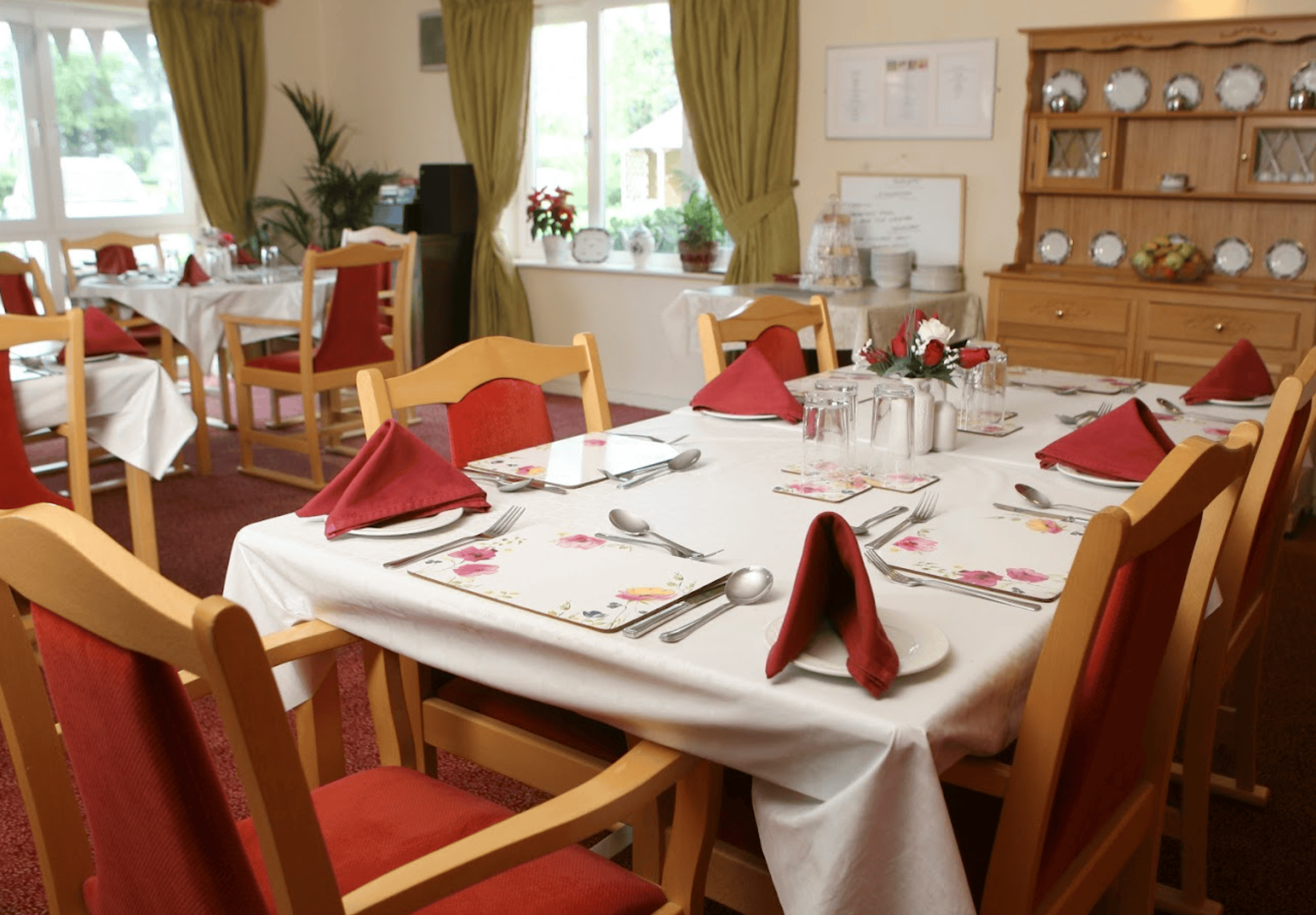 Dining room of Heathbrook House in Bromsgrove, Worcestershire