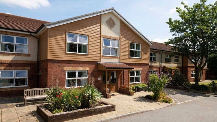 Oakwood Grange-main-image