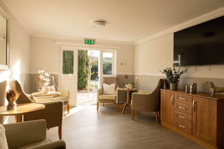 Preston Glades-main-image