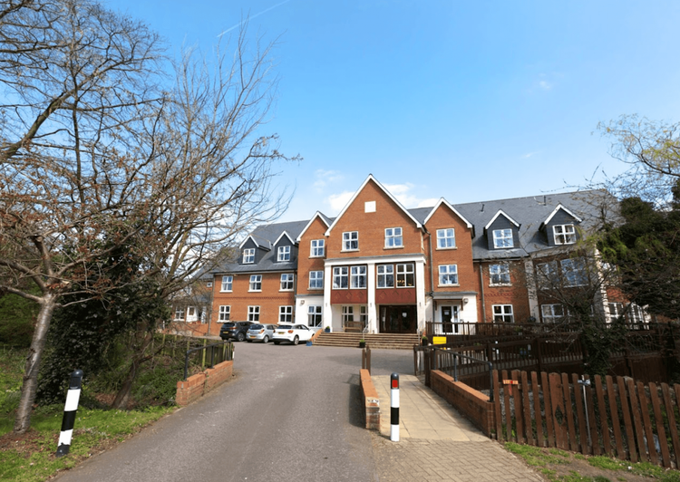 Exterior Castlemead Court Care Home in Newport Pagnell, Milton Keynes