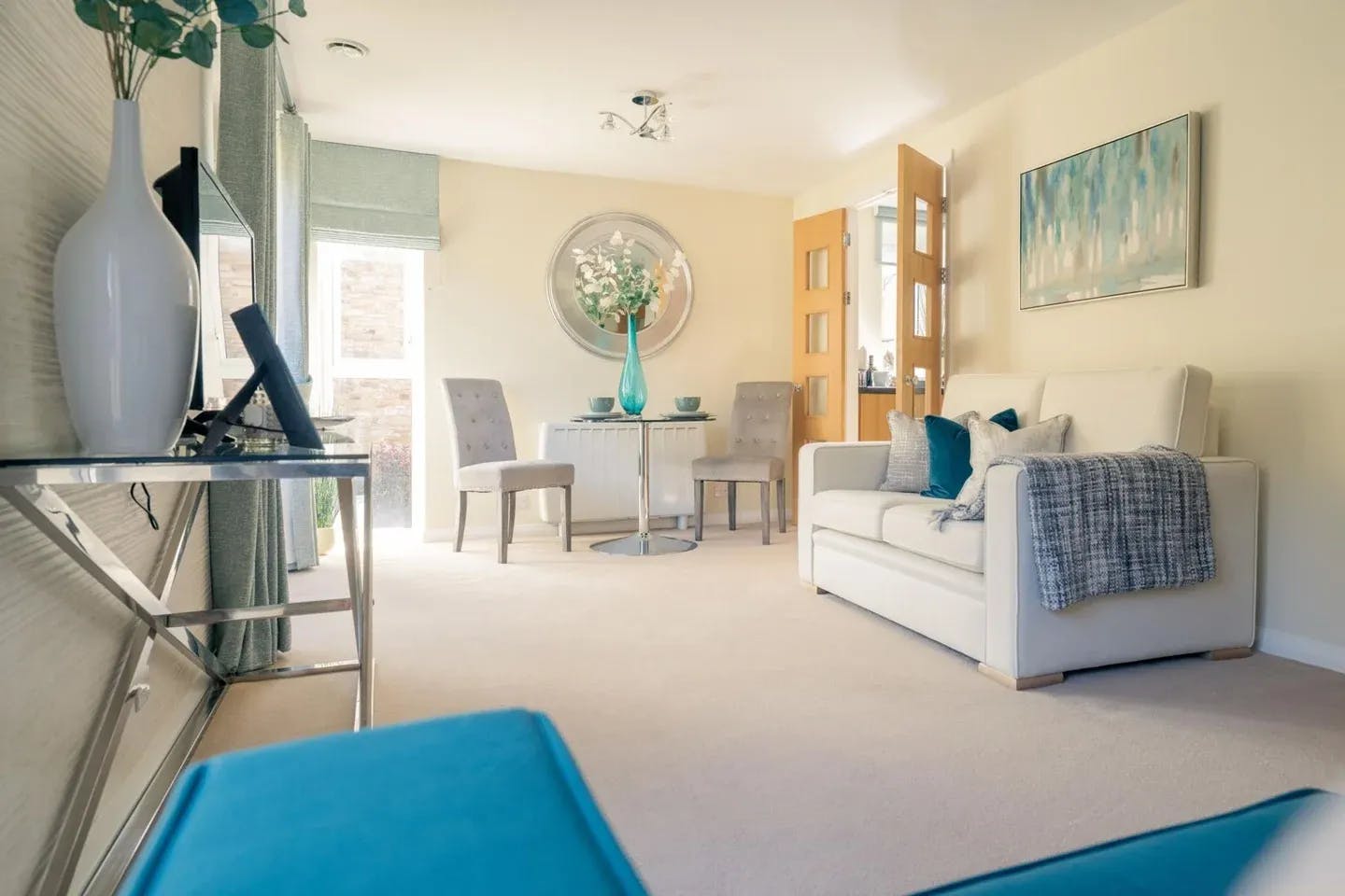 Living Room of Williamson Court Two Bedroom Apartment For Sale in Lancashire, North West England 
