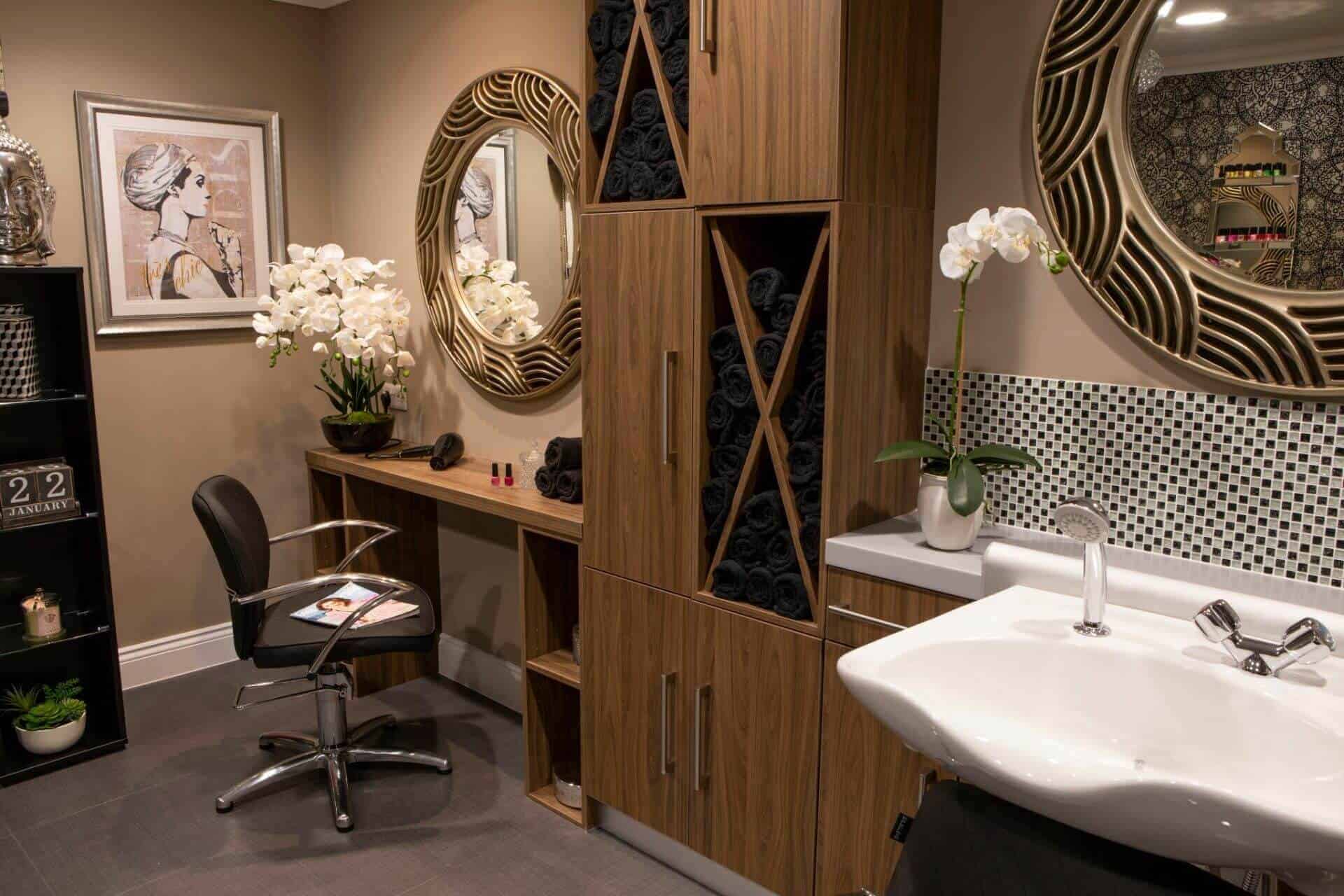 Cinnamon Care - Earlsfield Court care home 8