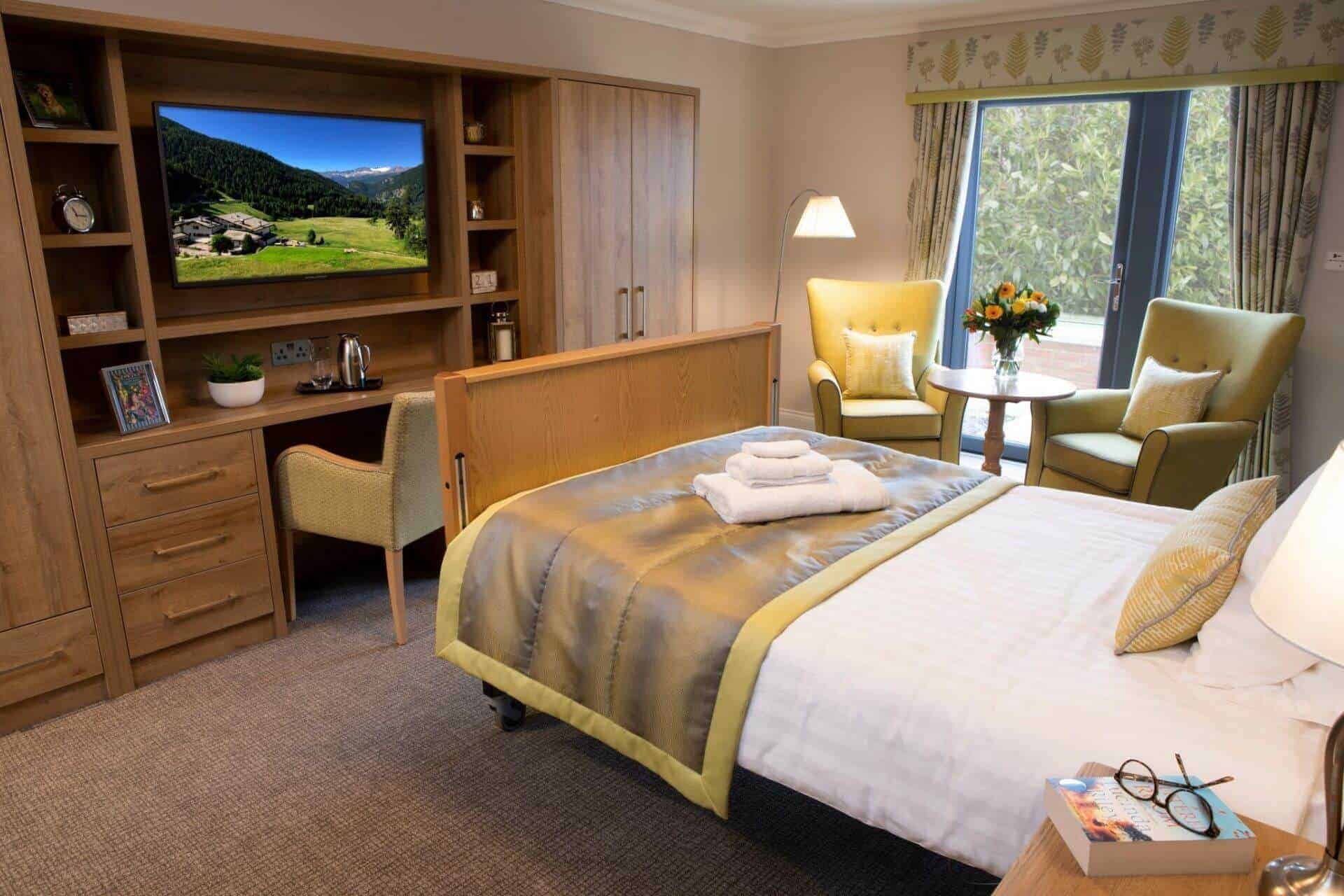 Cinnamon Care - Earlsfield Court care home 2