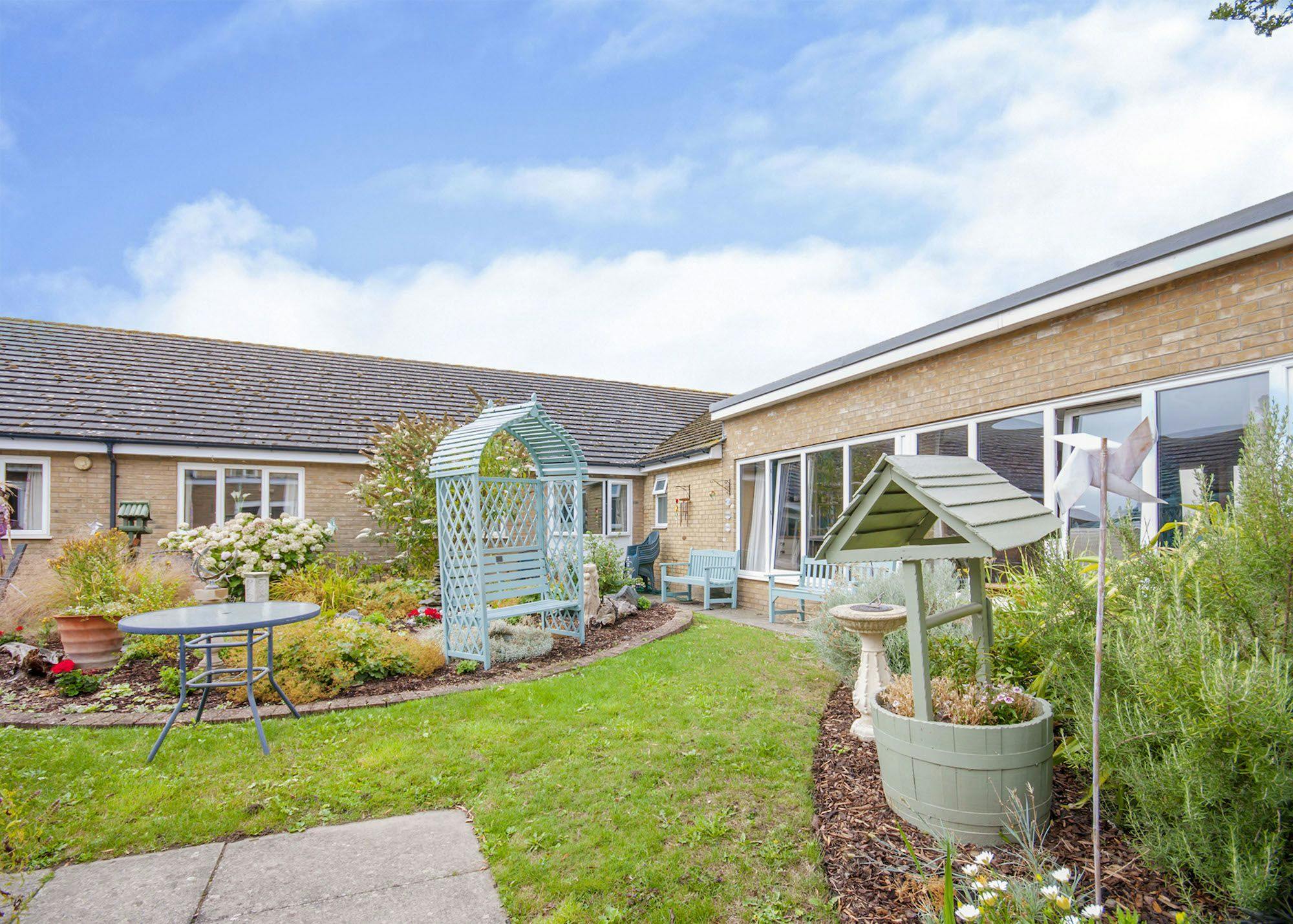 Country Court - Ashwood care home 5