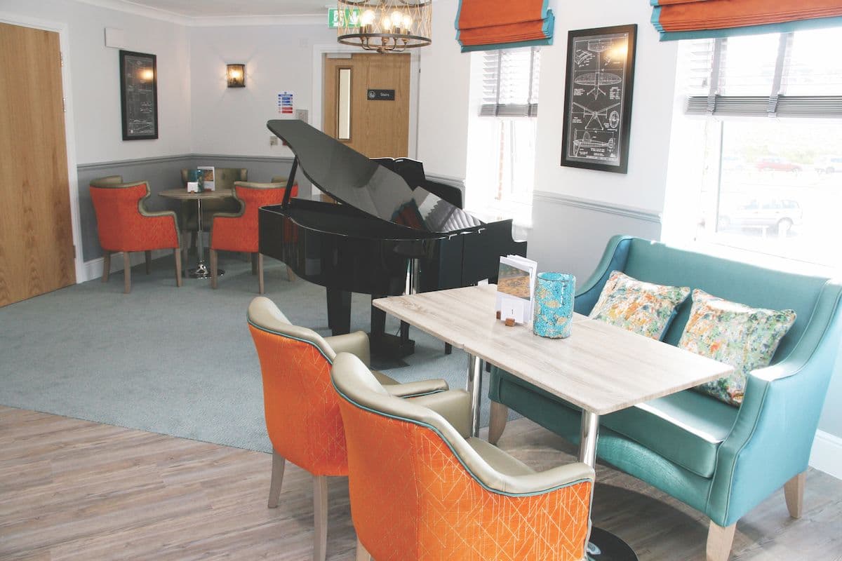 Country Court - Lakeview Lodge care home 5