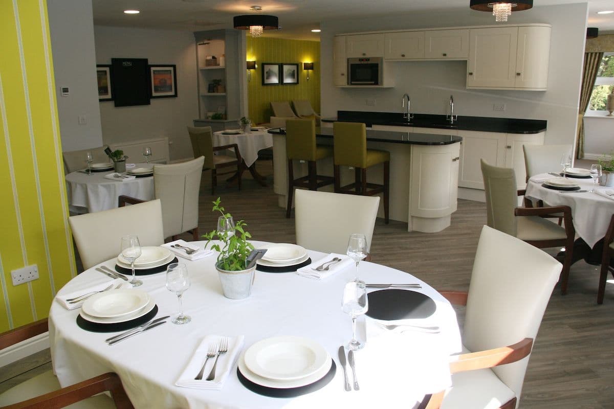 Country Court - Tallington Lodge care home 4