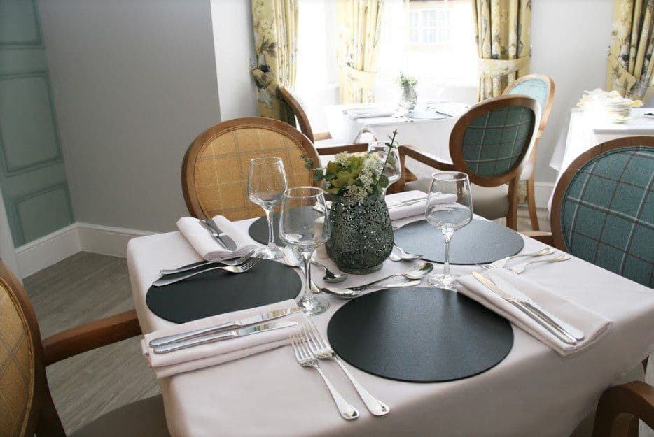Country Court - The Grange care home 7