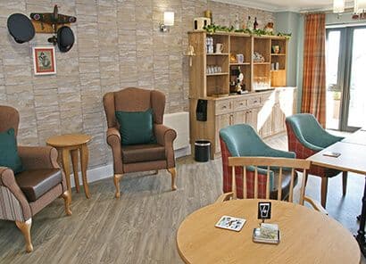 Country Court - The Grange care home 4