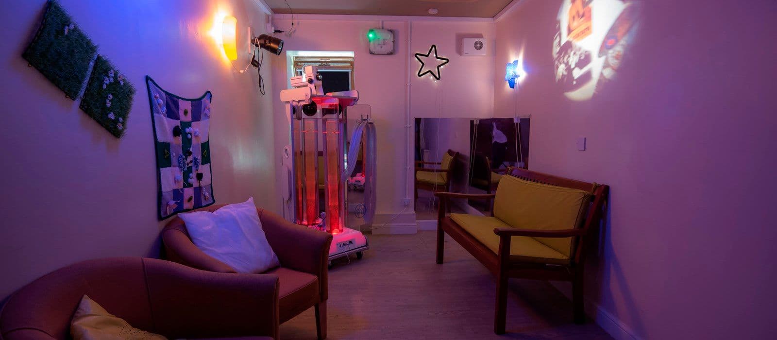 Four Seasons Health Care - Charlton Park care home 9