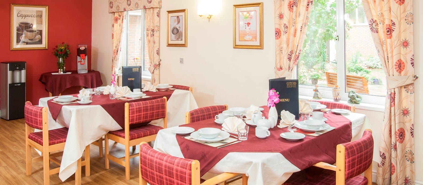 Four Seasons Health Care - Lansdowne care home 5