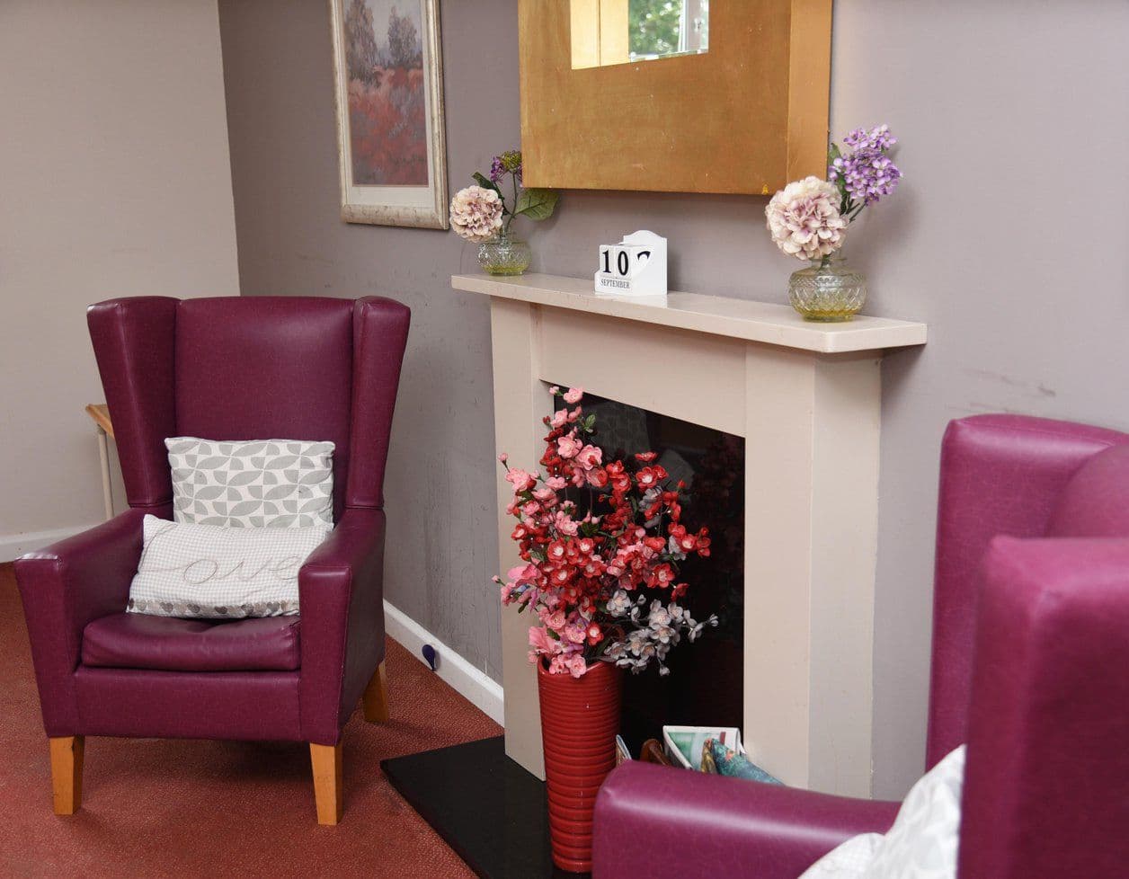 Four Seasons Health Care - The Headington care home 4