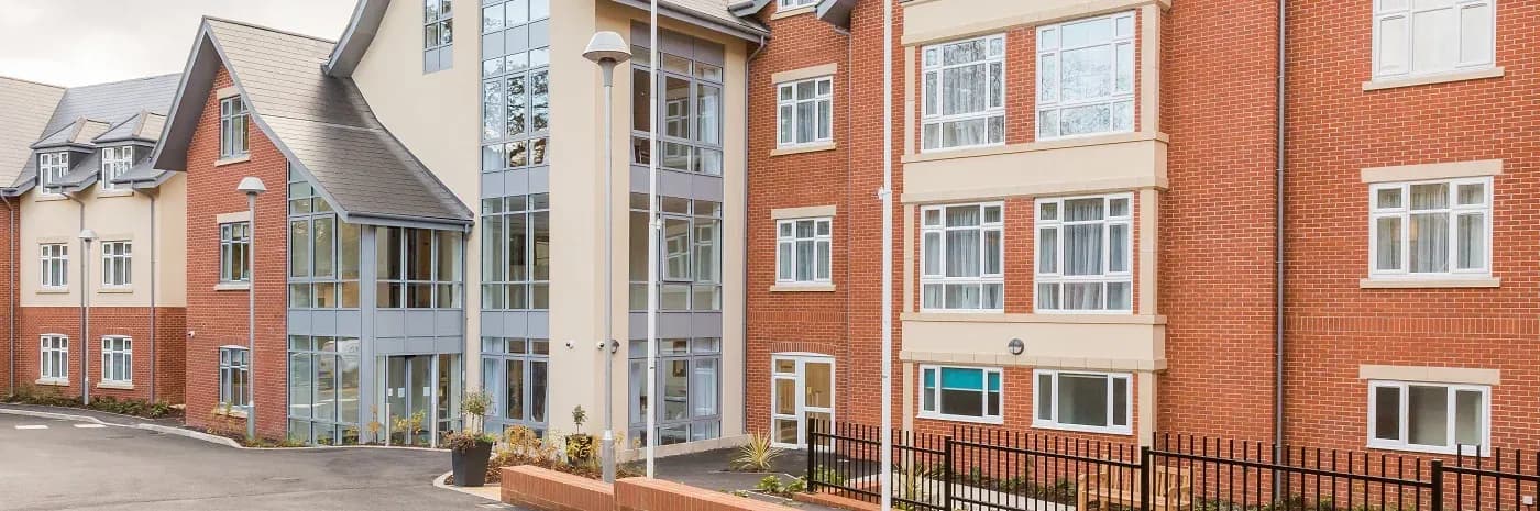 Avery Healthcare - Camberley Woods care home 3