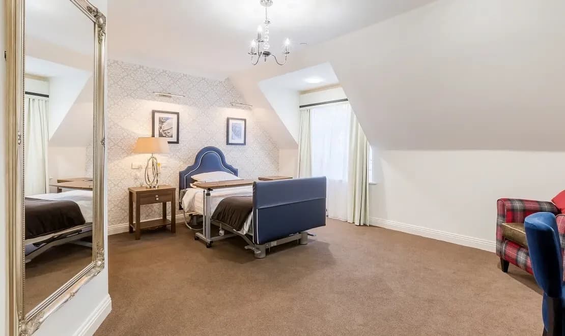 Avery Healthcare - Camberley Woods care home 8