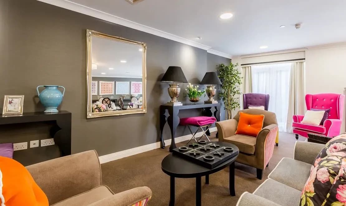 Avery Healthcare - Camberley Woods care home 4