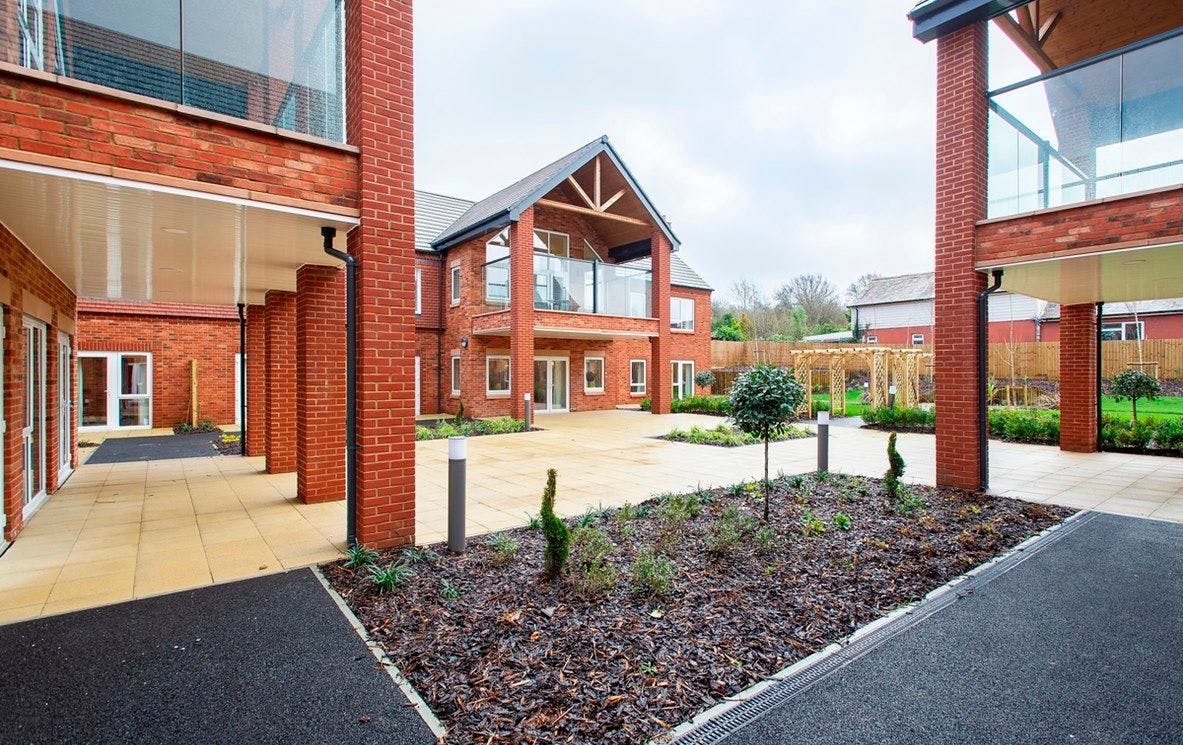Hamberley Care Homes - Abbots Wood Manor care home 17