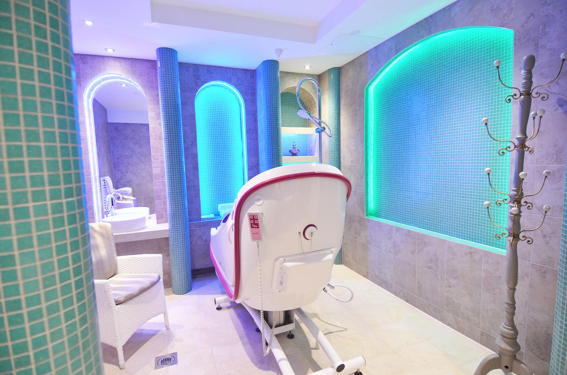 Spa Bath of Cliveden Manor in Marlow, Buckinghamshire