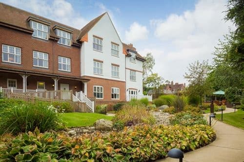 Exterior of Chorleywood Manor Care Home in Chorleywood, Greater London