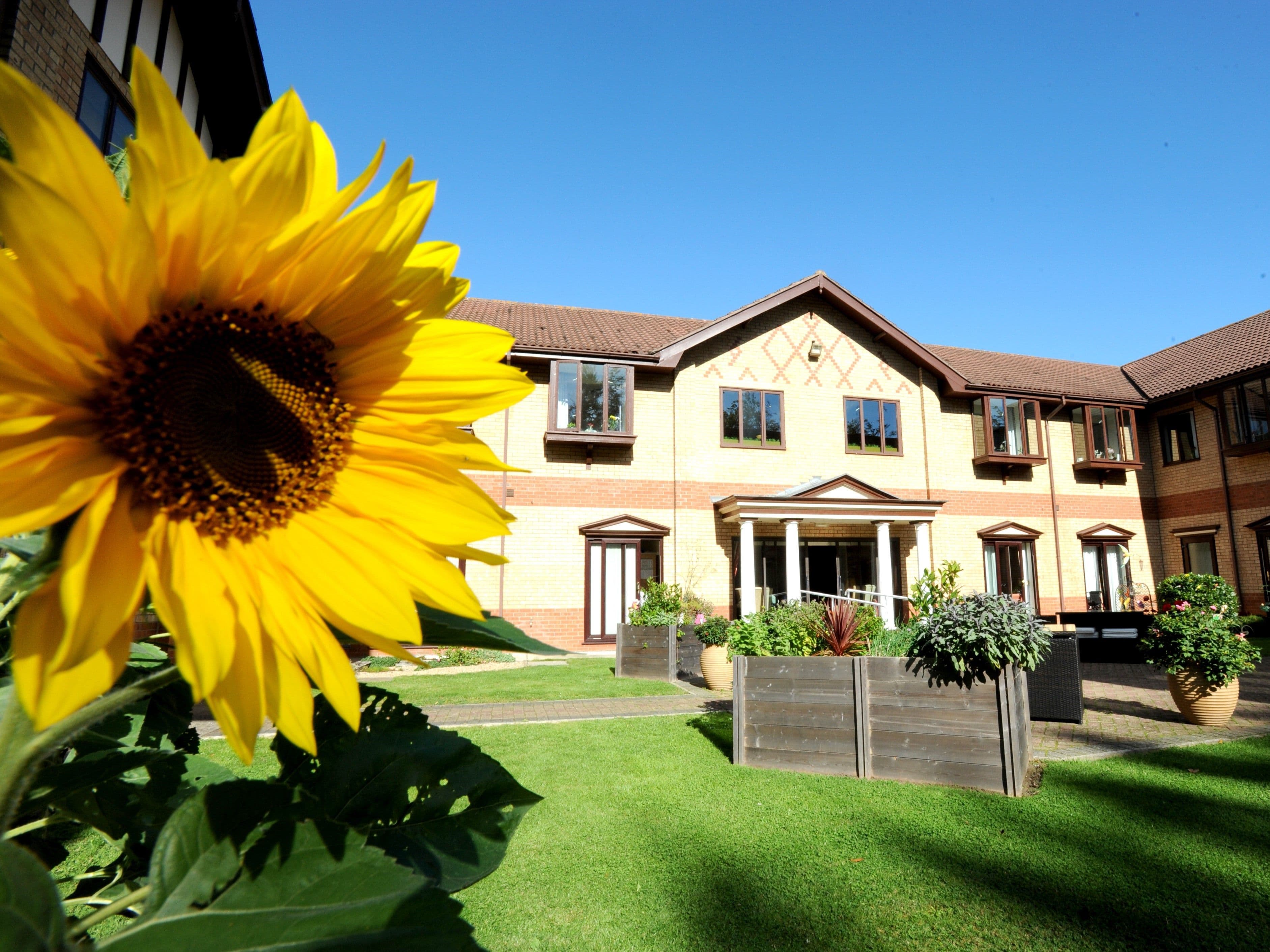 Exterior of Hunter's Creek care home in Boston, Lincolnshire