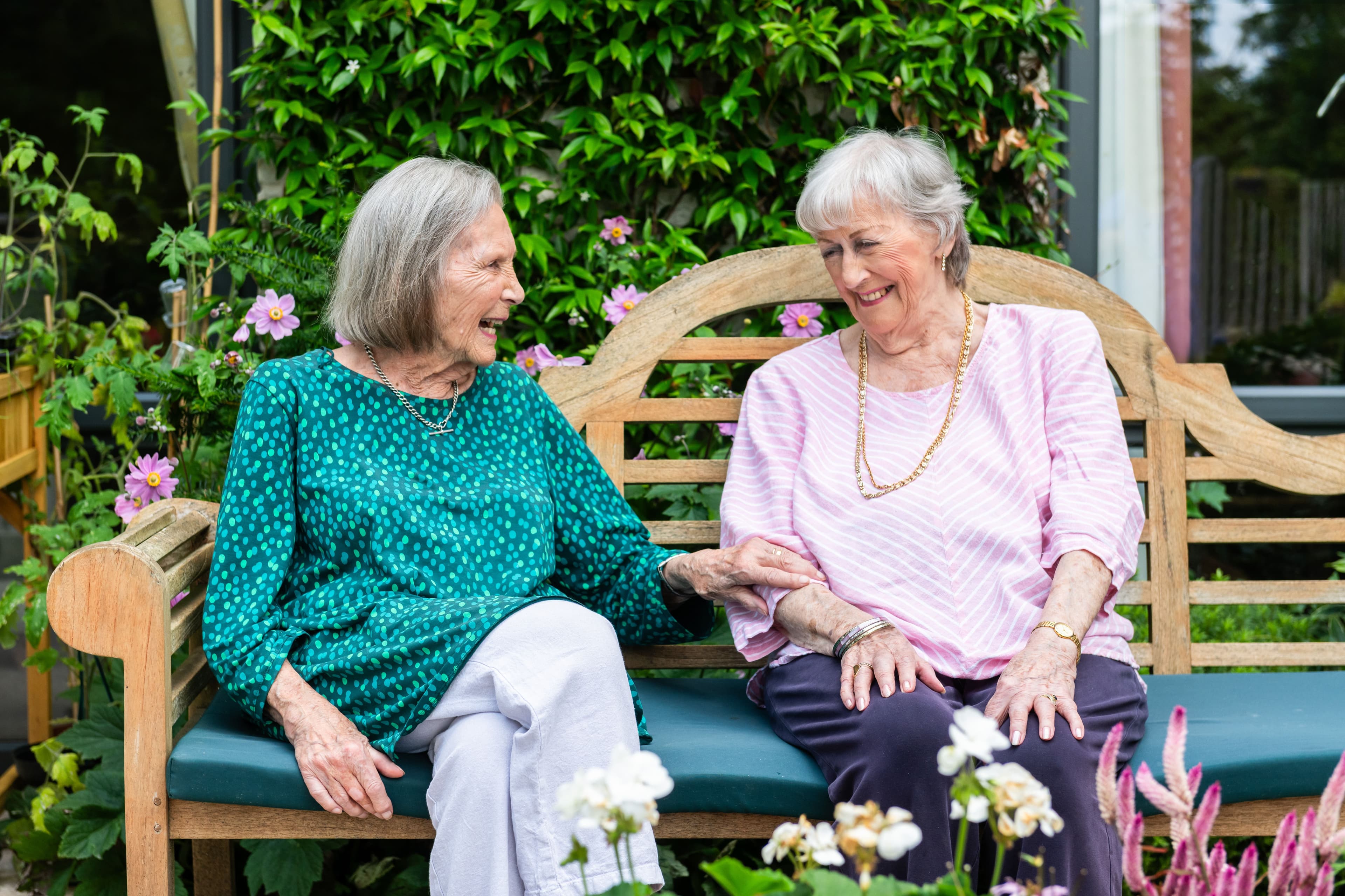 Cinnamon Luxury Care - Rokewood Court care home - 010