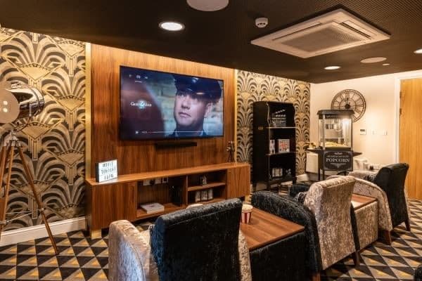 Cinnamon Luxury Care - Rokewood Court care home - 009