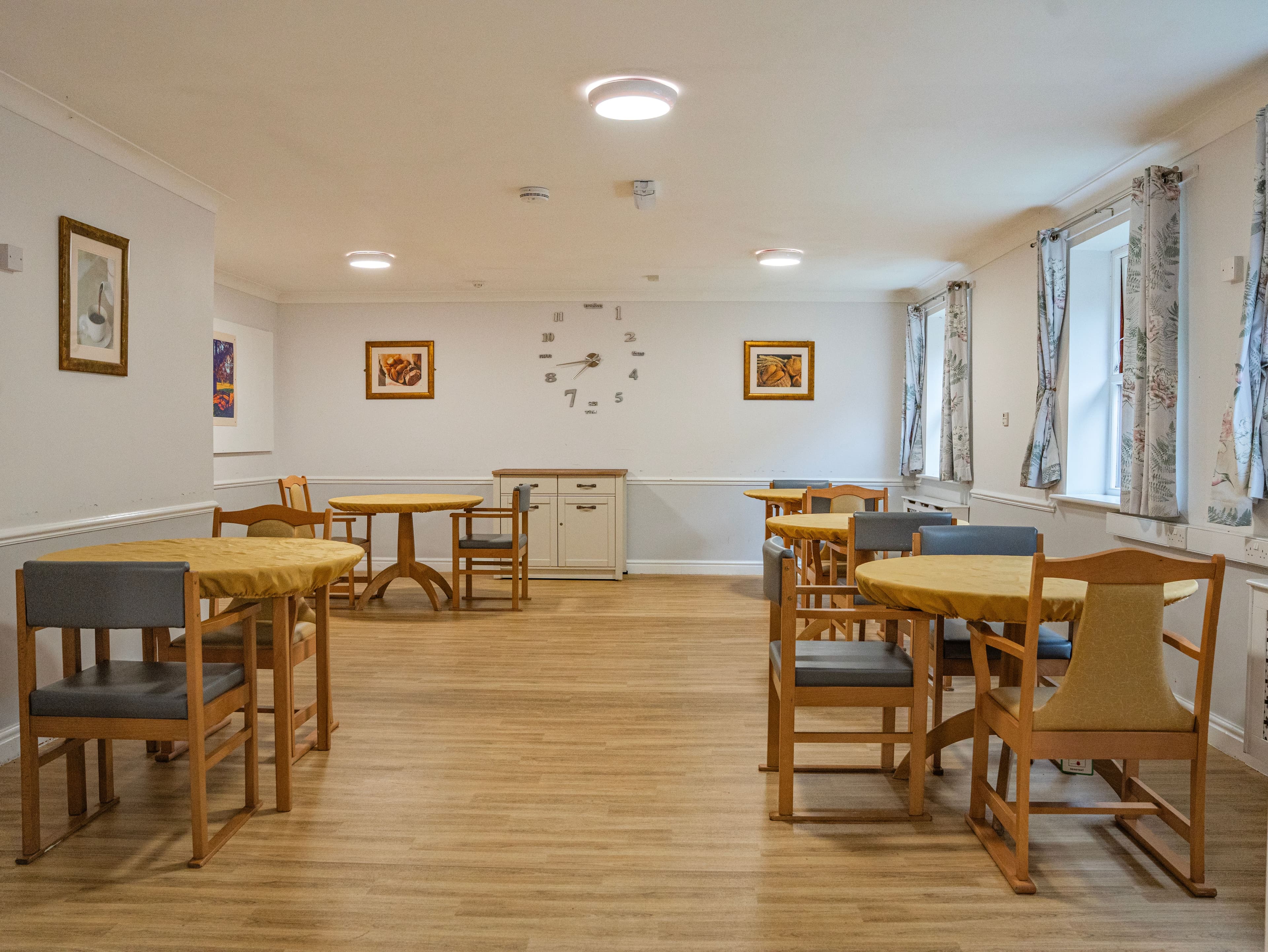 Harbour Healthcare - Treetops Court care home - 013